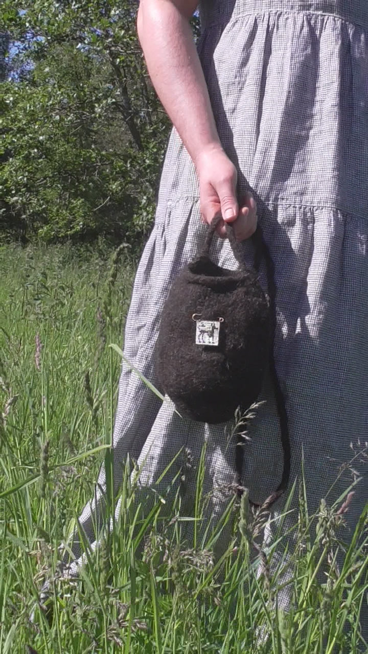 Felted Pocket with Guardian Pin [Hound]